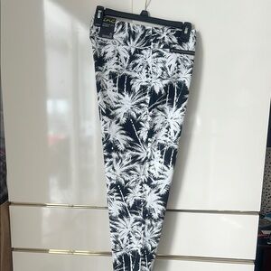 NWT INC International Concepts Navy Blue and White Palm Print Capris
